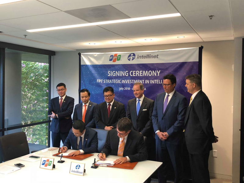 Ky ket thoa thuan dau tu chien luoc giua FPT va In