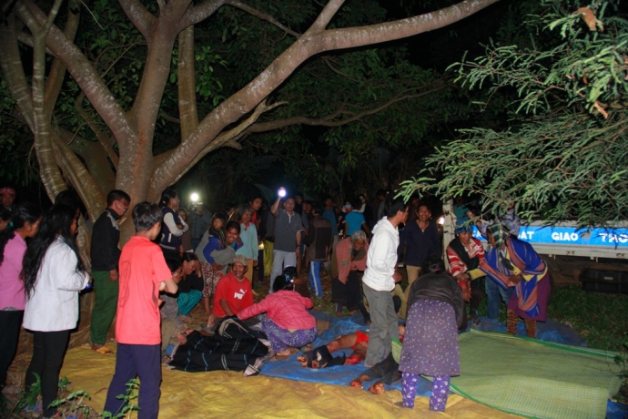 Hinh-anh-kinh-hoang-vu-tai-nan-khien-12-nguoi-thuo