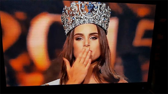 hoa-hau-sieu-quoc-gia-5-ngoisao.vn