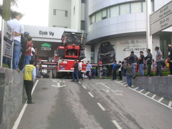 12527670_594265694056831_1716318317_n