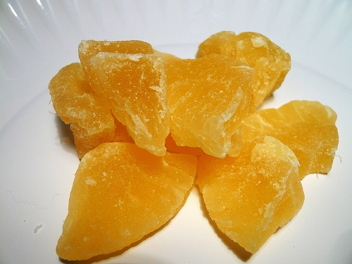 cach-lam-mut-dua-bang-lo-vi-song-thom-ngon-ma-cuc-