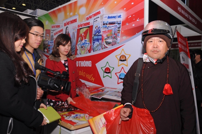 10969314_591162727684600_772168643_o