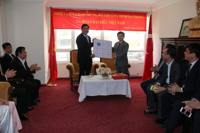 2- Btruong - Dai su 2