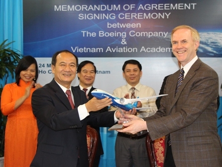boeing-tai-tro-20000-usd-hoc-bong-cho-hoc-vien-han