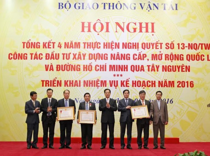 Thủ tướng trao tặng 