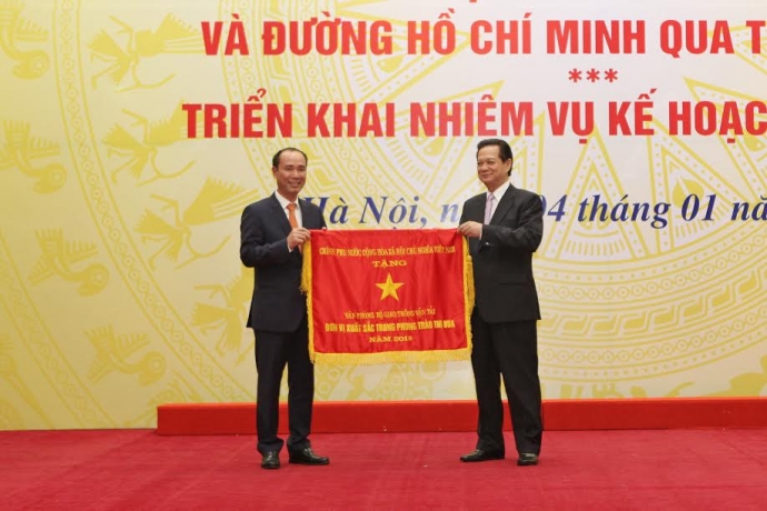 Van phong Bo GTVT nhan co thi dua cua Chinh phu