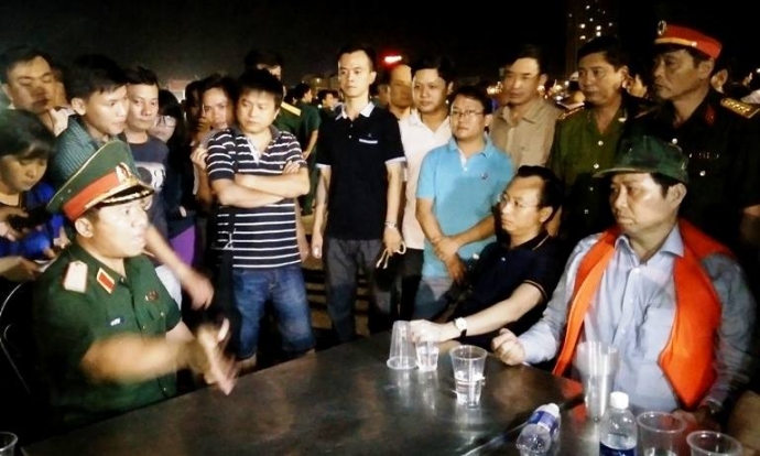 lãnh đạo Thành phố bàn phương án tìm kiếm cứu nạn