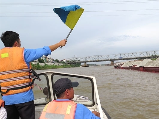 canh luồng cầu Đuống