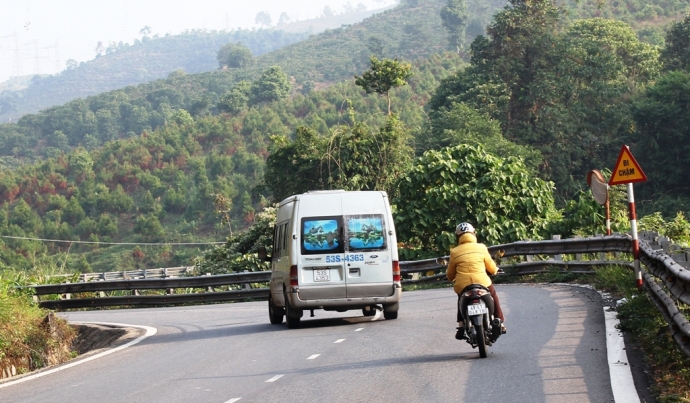 A4-2. deo bao bao loc jpg