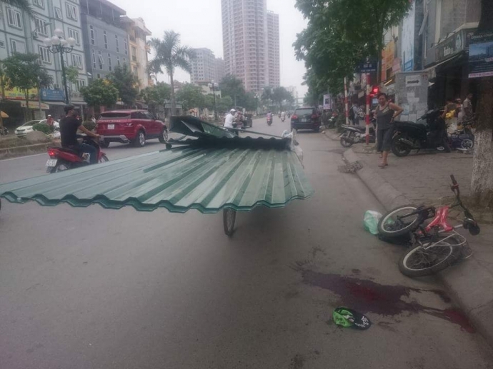 hien truong vu tai nan be trai bi tam ton cua co 