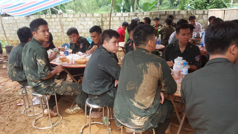 cuu ho vu 18 nguoi vi vui lap o hoa binh