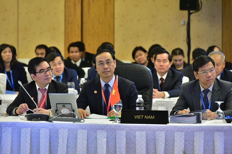 thu truong Le dinh tho 