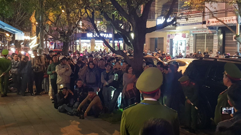 kham nha dai gia vu nhom 