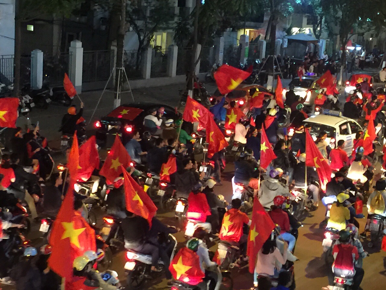 3EFED9CA-C28A-4099-9B23-7E4327783F35.