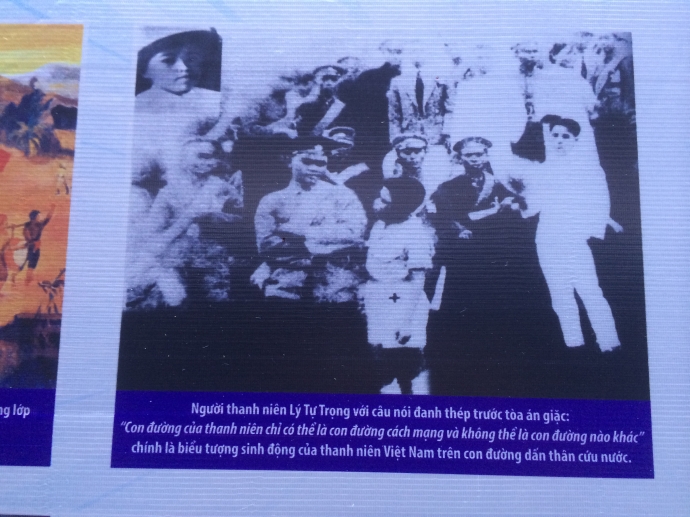 l&yacute; tự trong