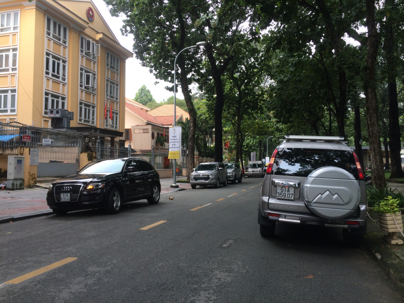 h&agrave;n thuy&ecirc;n