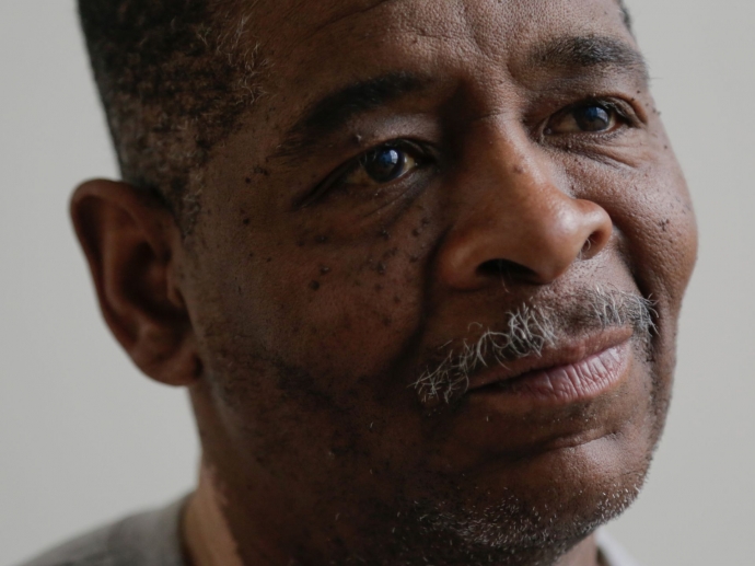 635582485818851910-012915-james-the-walker-rg-32