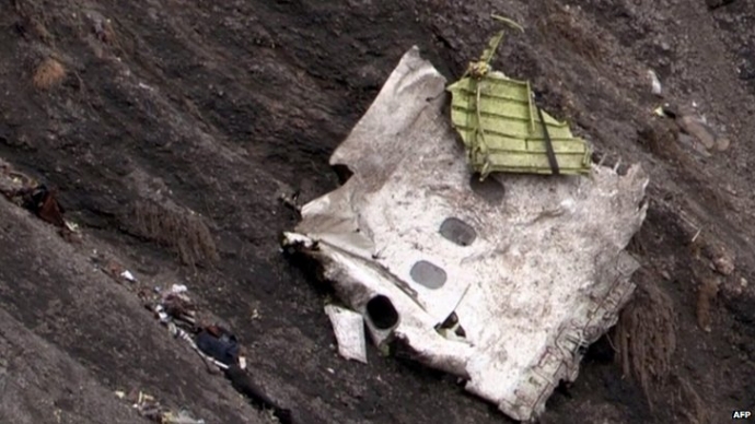 tai-nan-may-bay-bao-giao-thong (2)