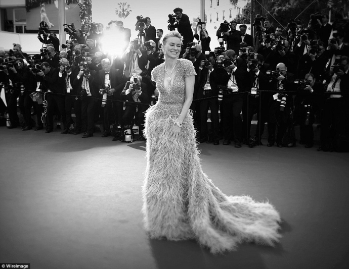 28A2E90400000578-3080324-Hollywood_comes_to_France