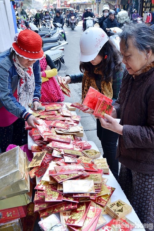 mua_sam_cuoi_nam_9__fera