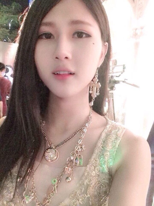 1458787782-1458786749-hot-girl-tram-anh-lot-xac-3