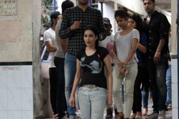 toan-canh-tang-le-cua-co-dau-8-tuoi-pratyusha-9-14