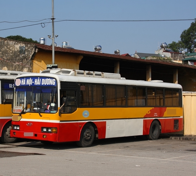 hanoi-bus-15-1463118225047