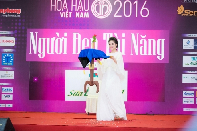 phung-lan-huong-hoa-hau-viet-nam-2016 (8)
