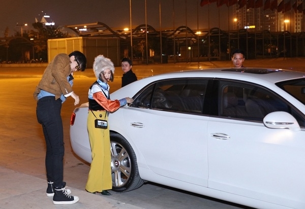 su-that-viec-phan-thanh-co-nguoi-yeu-moi-la-hotgir