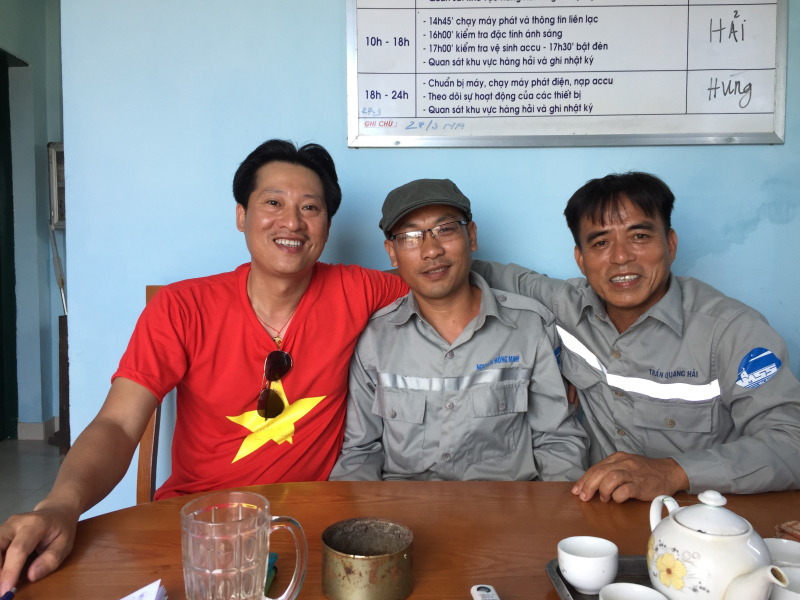 trạm trưởng hải đăng An Bang Trần Quang hải (ngo&agrave;i