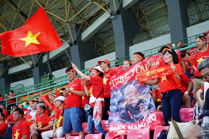 f7445dcfab604a3e1371