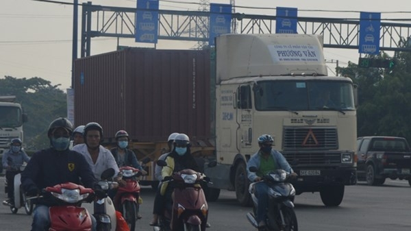 Da-Nang-cam-xe-da-keo-luu-thong-trong-noi-thanh-ba