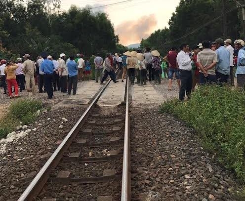 Tau-hao-dam-o-to-6-nguoi-thuong-vong-1