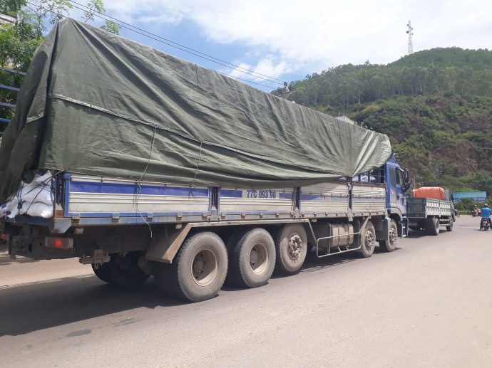 Tan-thay-xe-quan-tai-tra-hinh-nhan-nhan-cang-Quy N