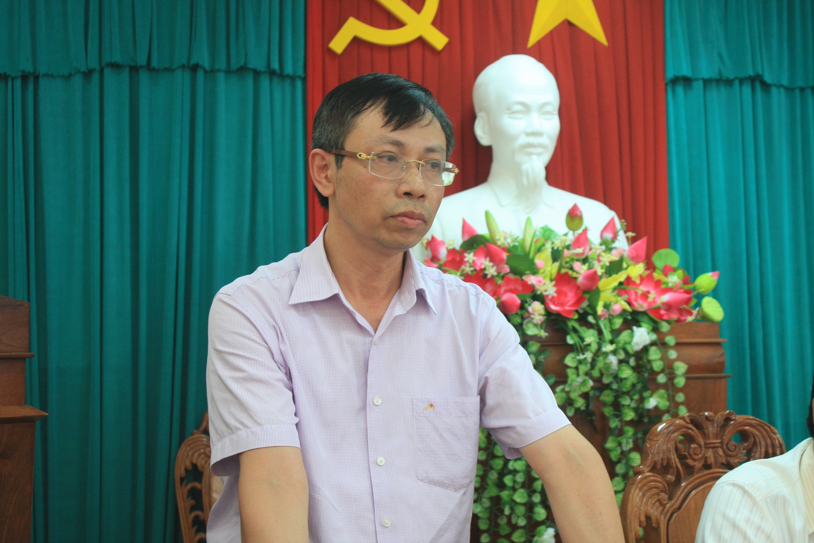 Dang-kiem-thieu-sot-trong-tau-thep-67