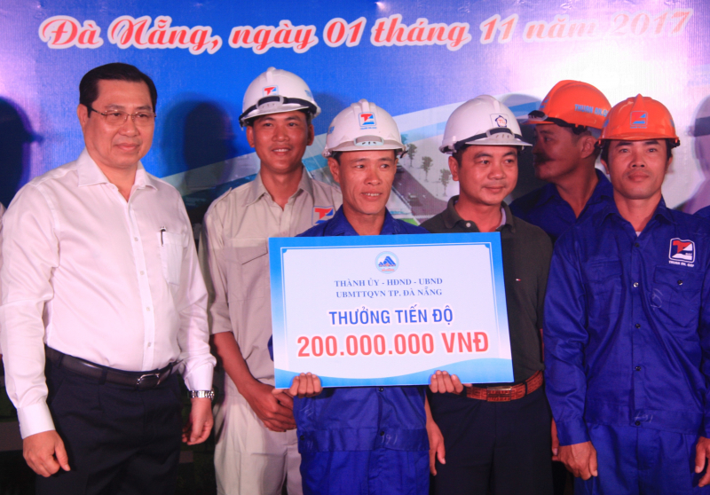 Thong-xe-ham-chui-Chu-tich-Da-Nang-thuong-nong-1