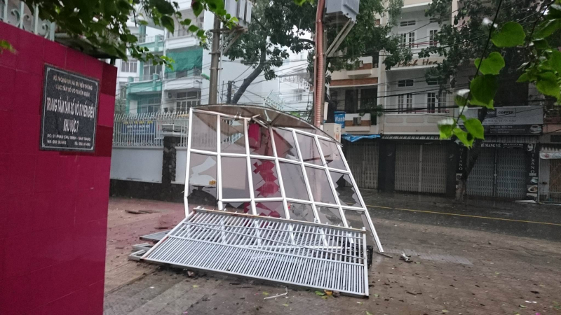 Khanh-Hoa-tan-hoang-sau-bao-so-12-7