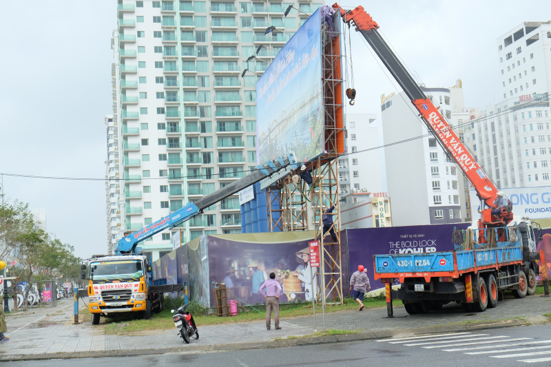 Chu-tich-Da-Nang-keu-goi-nguoi-dan-khac-phuc-hau-q