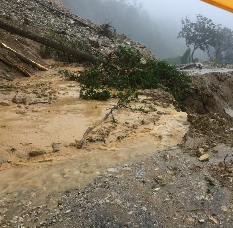 No-luc-thong-tuyen-diem-nong-duong-Ho-Chi-Minh-6