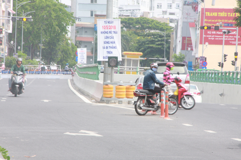 Nut-giao-Tay-cau-song-Han-ra-sao-ngay-dau-b0-den-d