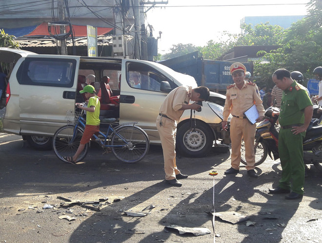 TNGT-lien-hoan-6-nguoi-bi-thuong