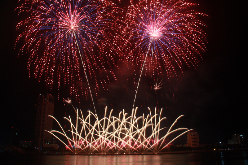 So-tai-phao-hoa-duoi-nen-nhac-rock-4