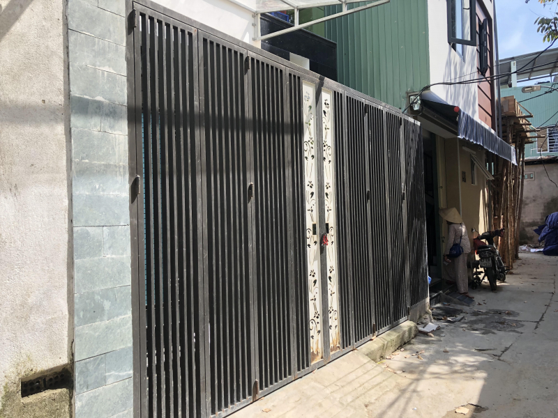 Tiem-thuoc-giam-can-chui-co-gai-soc-thuoc-suyt-che