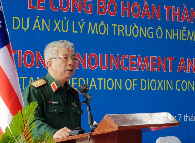 Ban-giao-dat-sach-Di-oxin-san-sang-mo-rong-san-bay