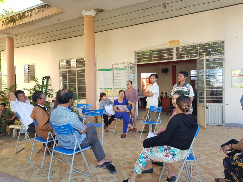 Lang-nhang-giai-quyet-diem-nong-mat-bang-Tuy-Loan