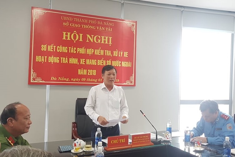 Chim-lon-theo-doi-lien-nganh-kho-xu-ly-xe-tra-hinh