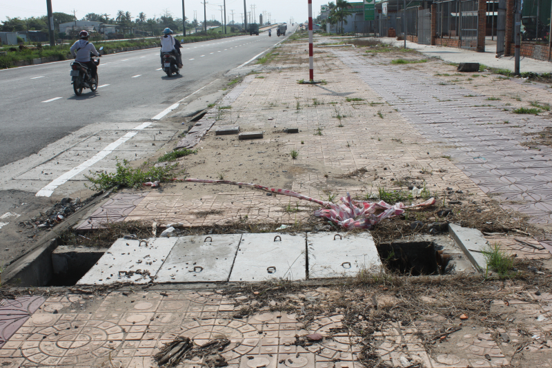 cong-bay-nguoi-di-duong 8