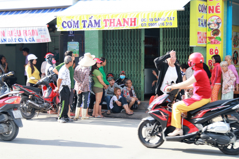 36028639_1872319329498438_5636241237003468800_n