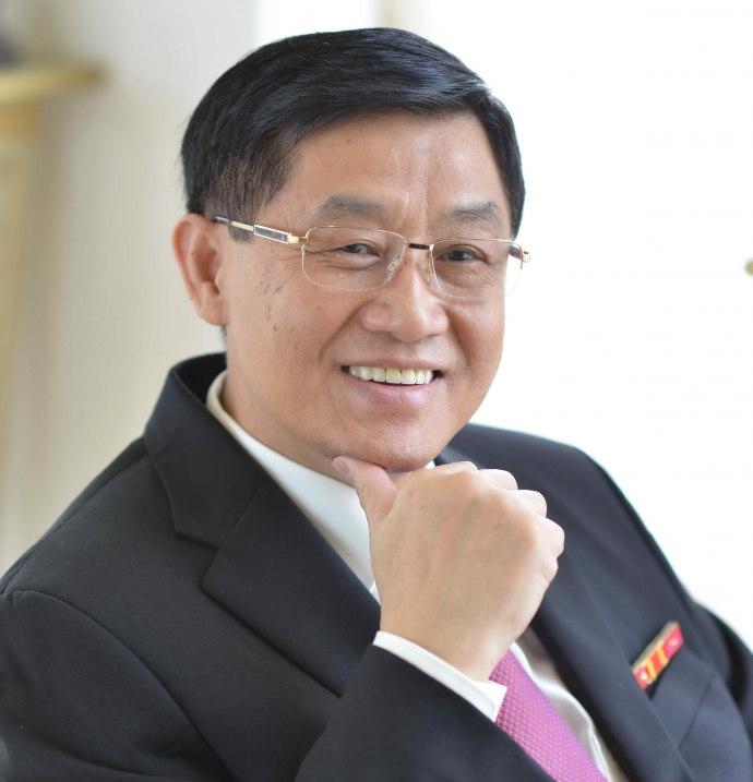 &Ocirc;ng Hạnh Nguyễn