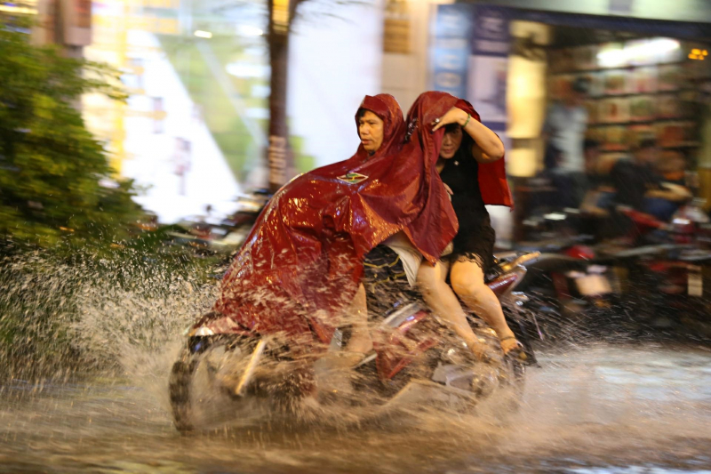 33030061_2060474144168376_6091343874427453440_n